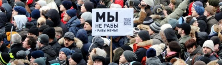 Ruský zákon zvažuje zákaz financovania mítingov a protestov zo zahraničia