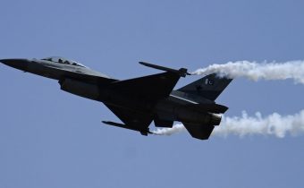 Splátky za stíhačky F-16 sa upravia, ministerstvo sa dohodlo s USA