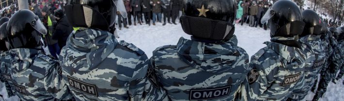 Rusko: Navaľného tím ohlásil ďalšie protesty, zadržali už vyše 2200 ľudí
