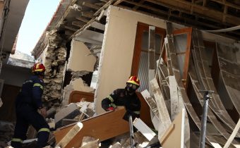 Grécko: Zemetrasenie poškodilo vyše stovku budov