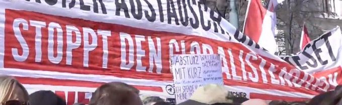 Viedeň: Pri protestoch proti pandemickým opatreniam zadržali niekoľko osôb