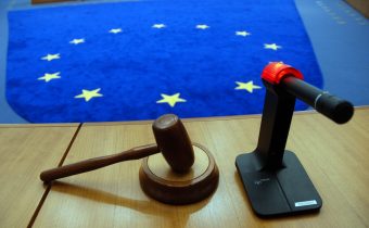 Flagrantné vyšetrovanie? Európsky súd rozhodol v prípade policajného násilia voči rómskym chlapcom