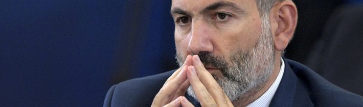 Arménsky premiér Bidenovi poďakoval za krok smerom k spravodlivosti a pravde