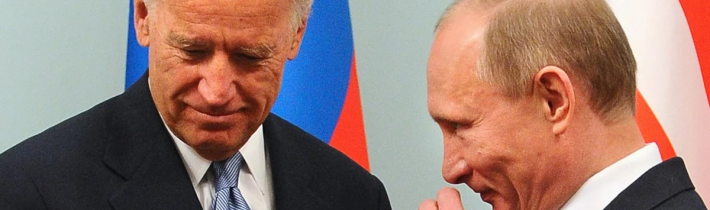 Kremeľ oznámil, že stretnutie Putina a Bidena sa môže uskutočniť v júni