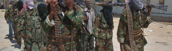 Islamisti zaútočili na dve vojenské základne Somálskej národnej armády