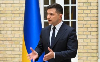 Zelenskij vyzval na odstúpenie od Minských dohôd