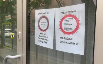 Obchod v centre Bratislavy zakázal očkovaným ľuďom vstup do svojej prevádzky