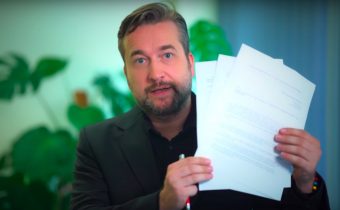 VIDEO: Blaha podáva na vakcinátora Schutza trestné oznámenie za spáchanie trestného činu podnecovania