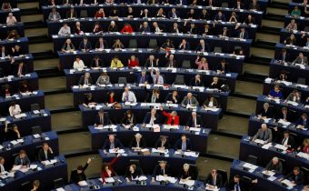 Evropský parlament odsoudil Babišův střet zájmů. Rezoluci podpořilo přes 500 europoslanců.