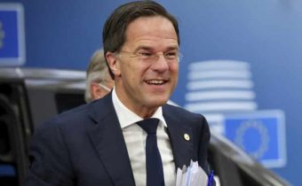 Antipedofilný zákon: Čo by si mohol holandský premiér všímať viac ako Maďarsko.