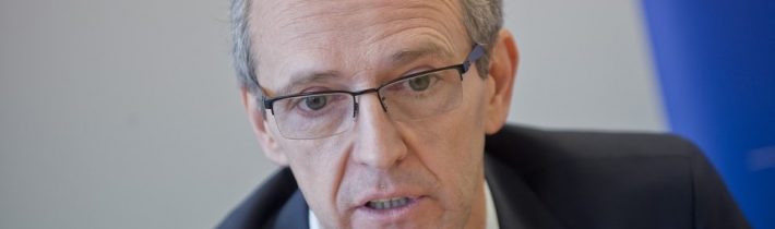 Takéto praktiky USA považujem za neprijateľné, reagoval Štefanec