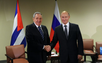 Putin zablahoželal Raulovi Castrovi k jeho 90. narodeninám