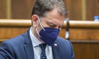 SPUTNIK V bez limitu veku, píše Matovič