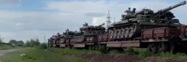 Ukrajina hromadne presúva tanky a delostrelectvo k ruským hraniciam