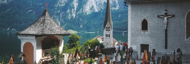 V Rakousku vláda zvažuje zřídit korona očkovací místa na hřbitovech! Inspirují se Babiš a Vojtěch a zahájí reklamní kampaň “k očkování pohřeb zdarma”?