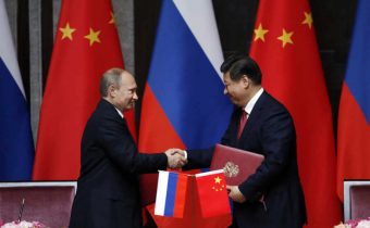 Britský analytik poukázal na vážne obavy USA zo spojenectva medzi Ruskom a Čínou
