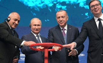 Zatiaľ čo Zelenskij otravoval Merkelovú, Erdogan odhryzol 20 % ukrajinského tranzitu