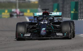 Spojenie Hamilton a Mercedes pokračuje, dohodli sa na predĺžení kontraktu