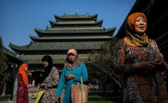 USA uvalia nové sankcie proti Číne kvôli Ujgurom