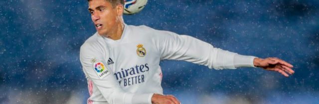 Raphael Varane po desiatich rokoch odchádza z Realu Madrid, upísal sa Manchestru United