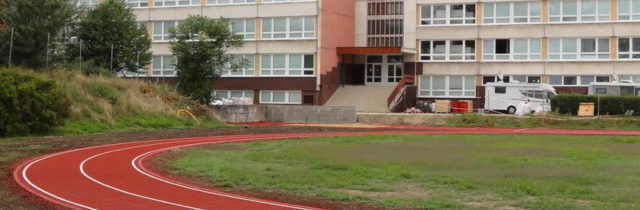 Petržalka má vynovenú atletickú dráhu, rekonštrukcia oválu stála viac ako 117-tisíc eur (video)