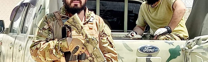 Talibán se už vůbec ničím neliší od svého velkého teroristického zakladatele: Má americké káry, americké zbraně, americké uniformy