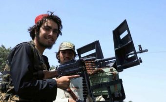 Americká vláda nevie spočítať, koľko amerických zbraní získal Taliban