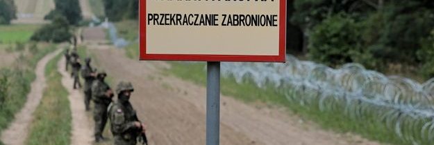 Provokácia s migrantmi ukázala drzosť špiónov v Poľsku