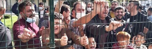 V Lotyšsku zorganizovali migranti protest a žiadali ich prepustenie do Nemecka