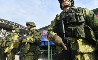 Minsk a Moskva budú tvrdo reagovať na provokácie pri hraniciach s Bieloruskom