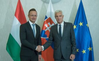 Europoslanci sa zastali názoru Korčoka, Slovensko a Maďarsko by sa mali navzájom informovať o aktivitách na svojom území