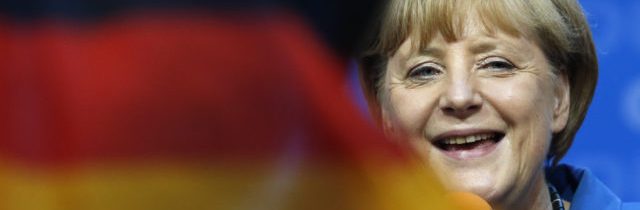 Demokracia tu nie je, vyhlásila Merkelová. Podľa kancelárky na nej musia Nemci naďalej pracovať