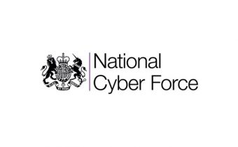 Britský minister obrany sa vyhráža kyberútokmi proti nepriateľským štátom