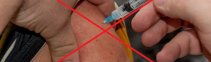 Zvýhodňování očkovaných je zločin proti lidskosti. České senátorky žalují Babišovu vládu u soudu v Haagu