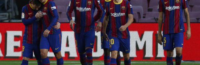 FC Barcelona doma len remizoval s Alavésom, nútene striedať museli Agüero aj Piqué