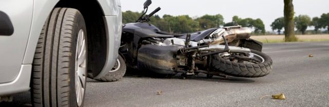 Policajti objasnili tragickú nehodu motocyklistu, za volantom auta sedel zdrogovaný vodič