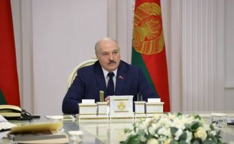 Lukašenko pohrozil EÚ, že zastaví tranzit ruského plynu