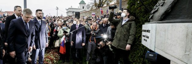 Video: Protesty v Bratislave proti totalitnej Hegero-matovičovskej mafiánskej koalícii