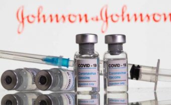 V Amerike neodporúčajú používať vakcínu Johnson & Johnson