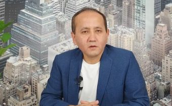 Uprchlý bývalý bankéř se v Kazachstánu vidí jako vůdce opozice