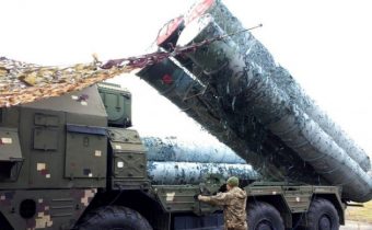 Ukrajinská armáda rozmiestnila divíziu raketového systému PVO S-300 blízko krymských hraníc