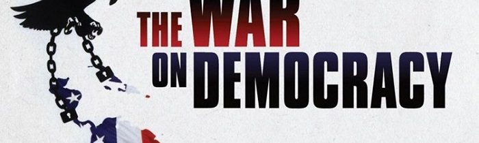 TOP DOKUMENTÁRNÍ FILMY ONLINE: The War on Democracy ((Eng, CZ Titl)) Dokument GB, AU, 2007, 96min