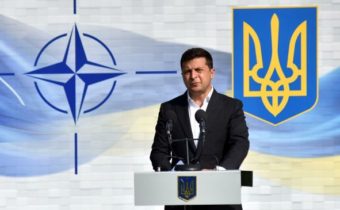 Tretina krajín NATO si neželá vstup Ukrajiny do aliancie