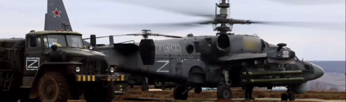 Útočné vrtuľníky Ka-52 ničia maskovanú vojenskú techniku Ozbrojených síl Ukrajiny