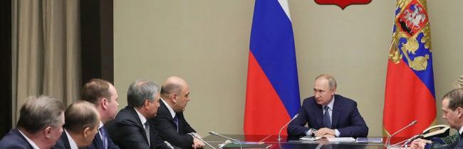 Vladimir Putin uskutočnil zasadnutie Bezpečnostnej rady o situácii na Ukrajine