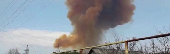 Explózia chemikálií v Rubežnom ohrozuje 300 000 civilistov