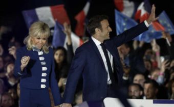Macronovo víťazstvo prehĺbilo francúzsku krízu