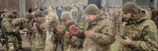 V Mariupole sa vzdalo viac ako tisíc ukrajinských vojakov