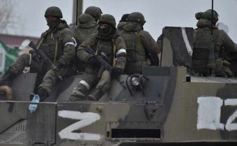 „Neškodiť sami sebe“ – analytik komentoval ruskú taktiku na Ukrajine