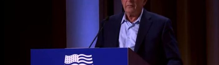 VÁLEČNÝ ZLOČINEC GEORGE BUSH VE FREUDOVSKÉM UKLOUZNUTÍ ODSOUDIL VLASTNÍ INVAZI DO IRÁKU NAMÍSTO UKRAJINY! Naprostý skandál a bezprecedentní vměšování USA do vnitřních záležitostí Slovenska: Americký kongres vyzval šéfa Facebooku, aby zakročil proti občanům Slovenska, kteří na jeho síti velebí Putina a Rusko!